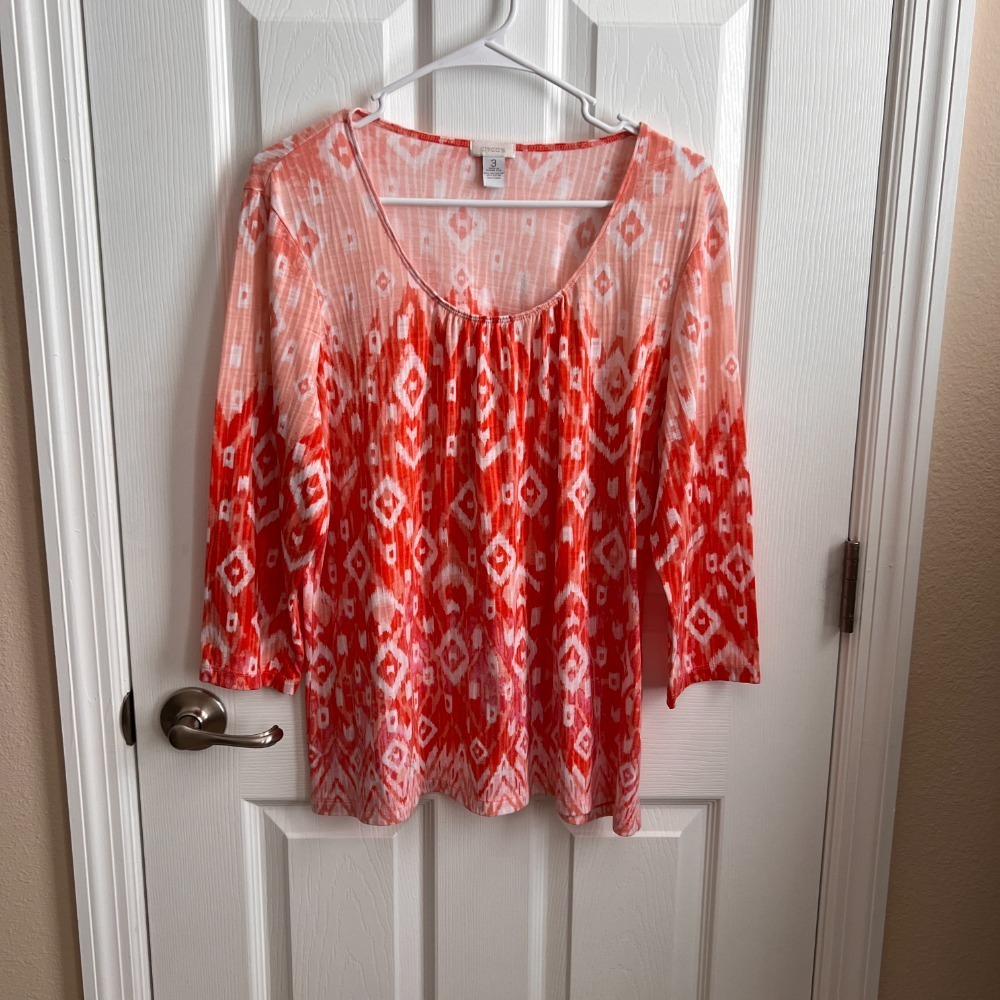 Chico's Women's 3/4 Sleeve Top Diamond Print Blouse Scooped Neckline Size 3 (Xl)